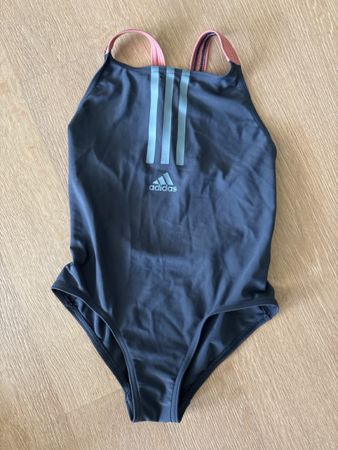 Adidas Badeanzug Gr. 110 / 116