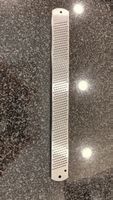 Microplane Edelstahl Zesterreibe neuwertig 31,5 cm x 3,5 cm