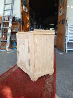 kleines Tannenholz Möbel 