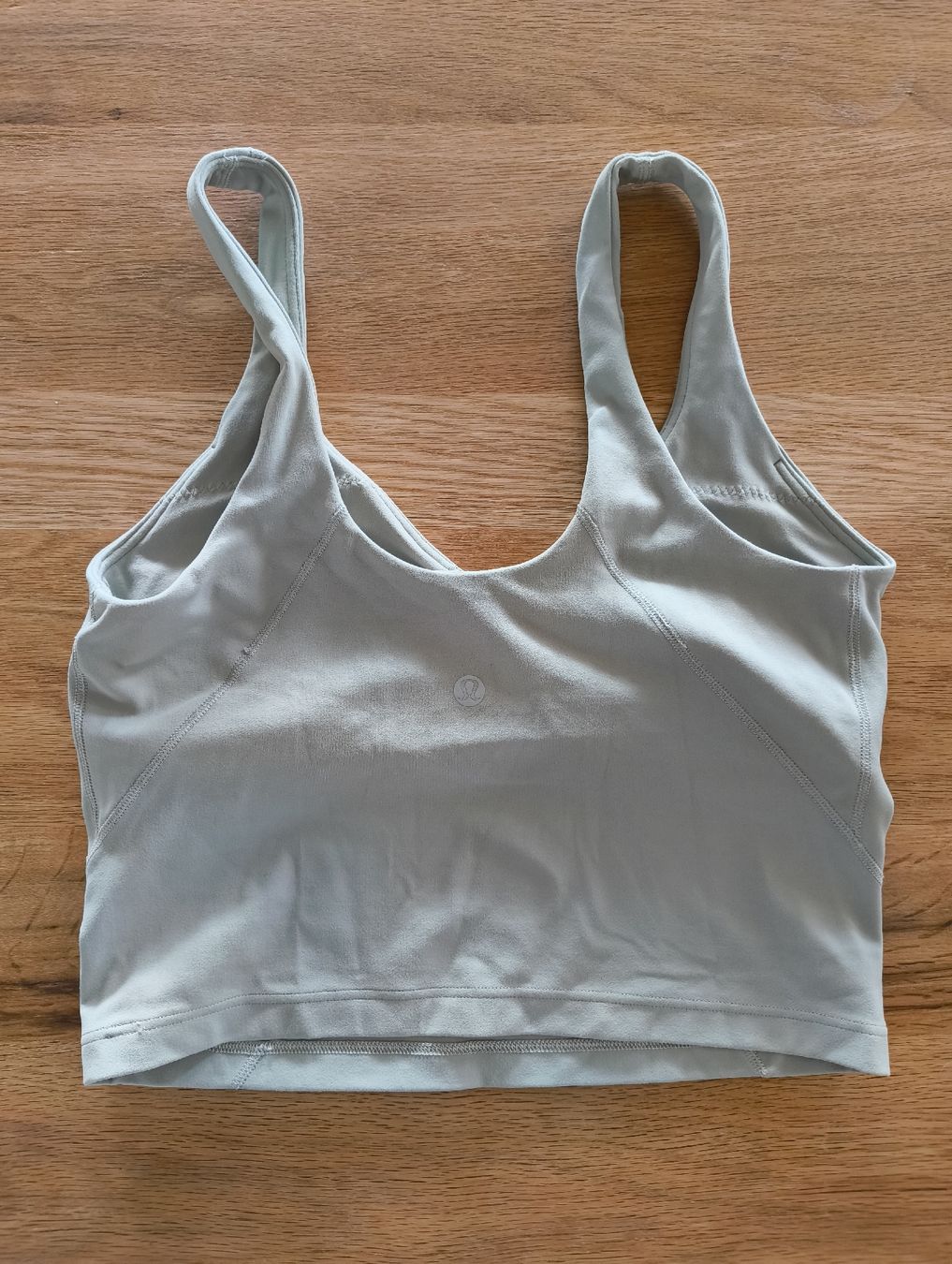 Lululemon Top: Lululemon Align Top Gr. 6 Farbę Jade Gray – Usato da Stein am Rhein venduto da DaOhana 4