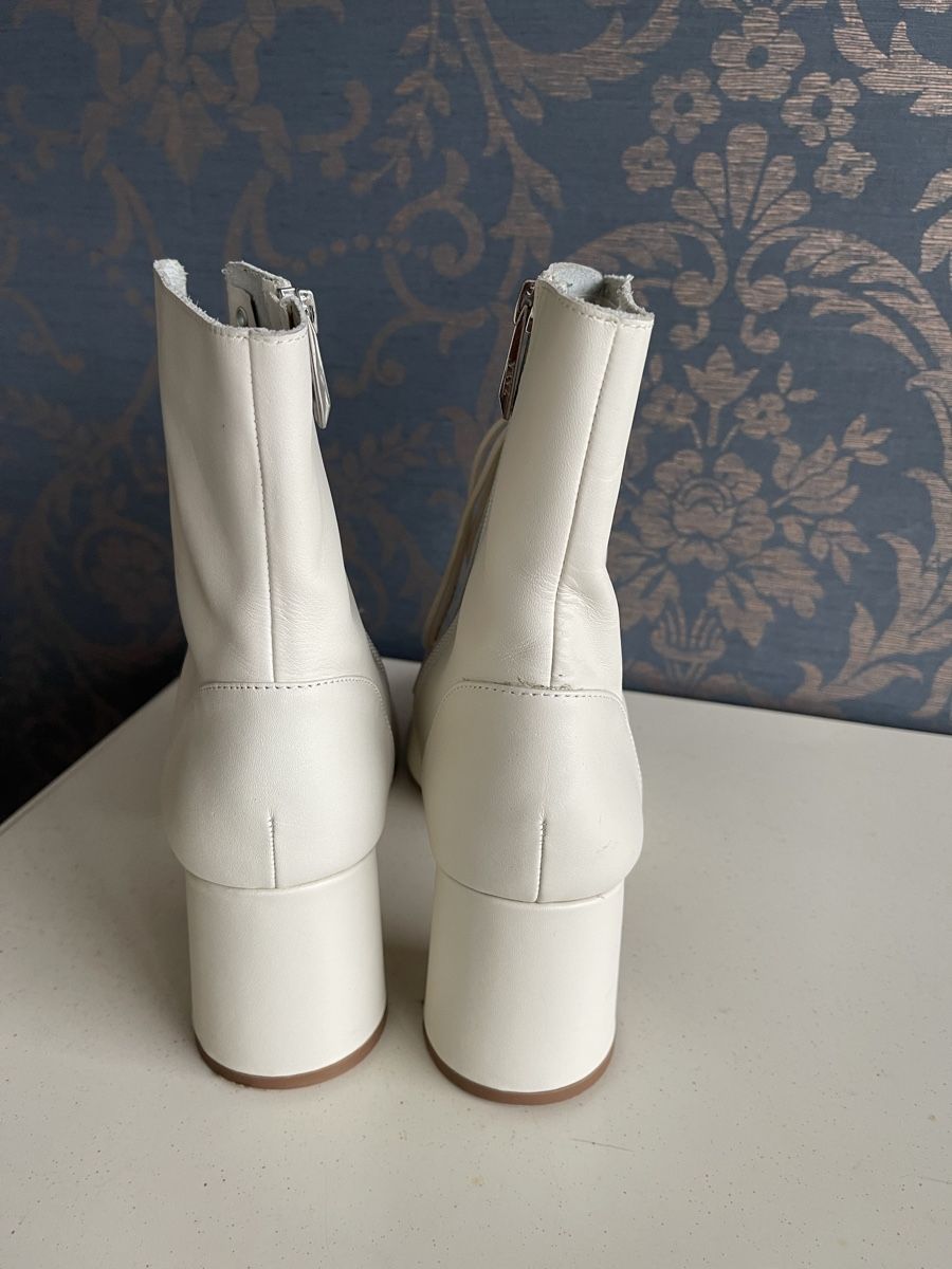 Zara Scarpe da donna: Stiefeletten von Zara Gr.41 – Usato da Stallikon venduto da BaumArt 2