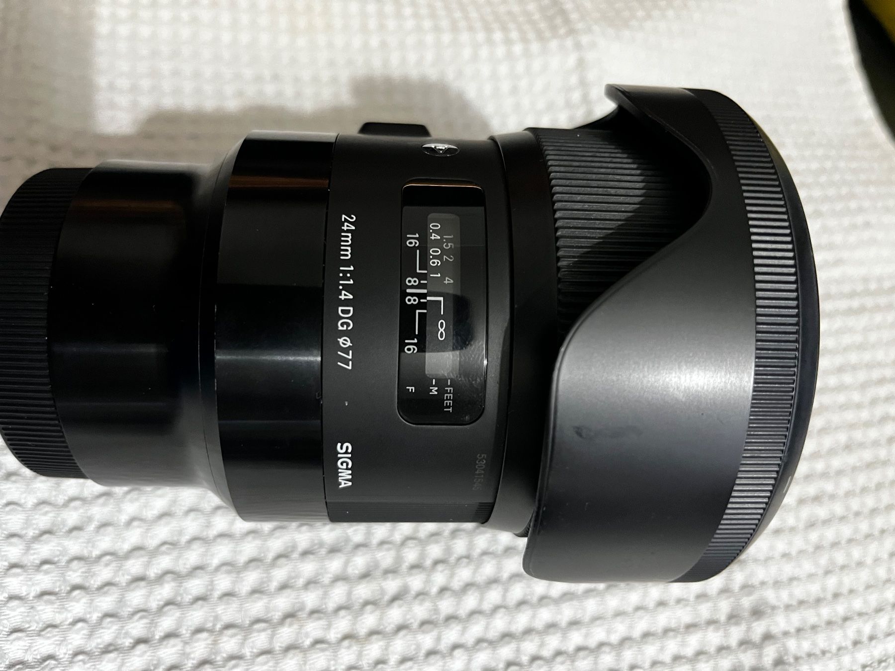 Sigma Objektive: SIGMA 24MM 1:1,4 – Gebraucht aus Vouvry von Pitme