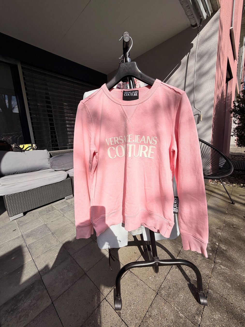 Versace Maglioni & Felpe: Versace Jeans Couture Pullover, Rosa, Grösse M, Top Zustand – Usato da Winterthur venduto da yan_jnw8 2