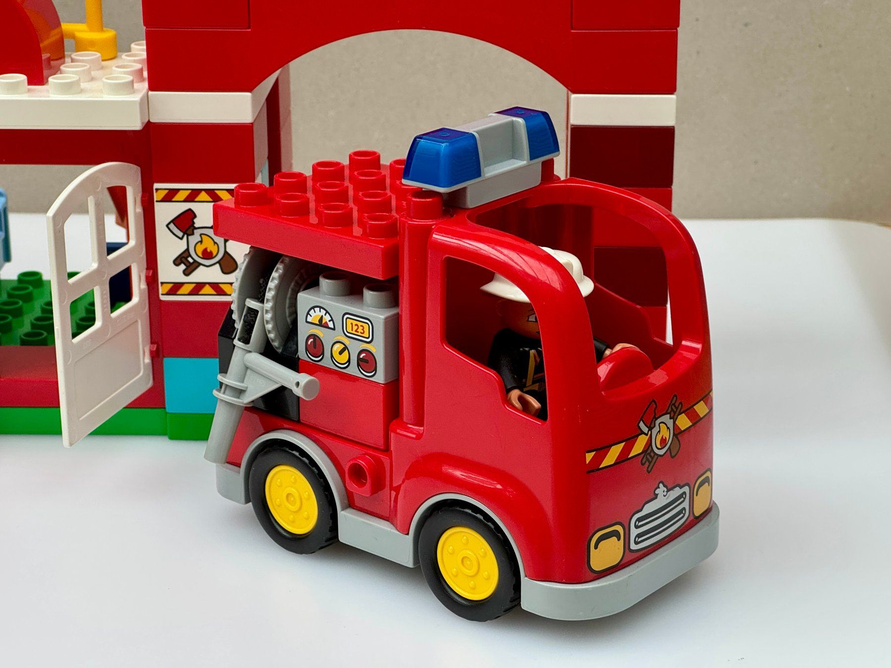 Lego Kit di costruzioni: Duplo Feuerwehrstation 10593 – Nuovo (secondo la descrizione) da Frauenfeld venduto da ufu_7bdg 7