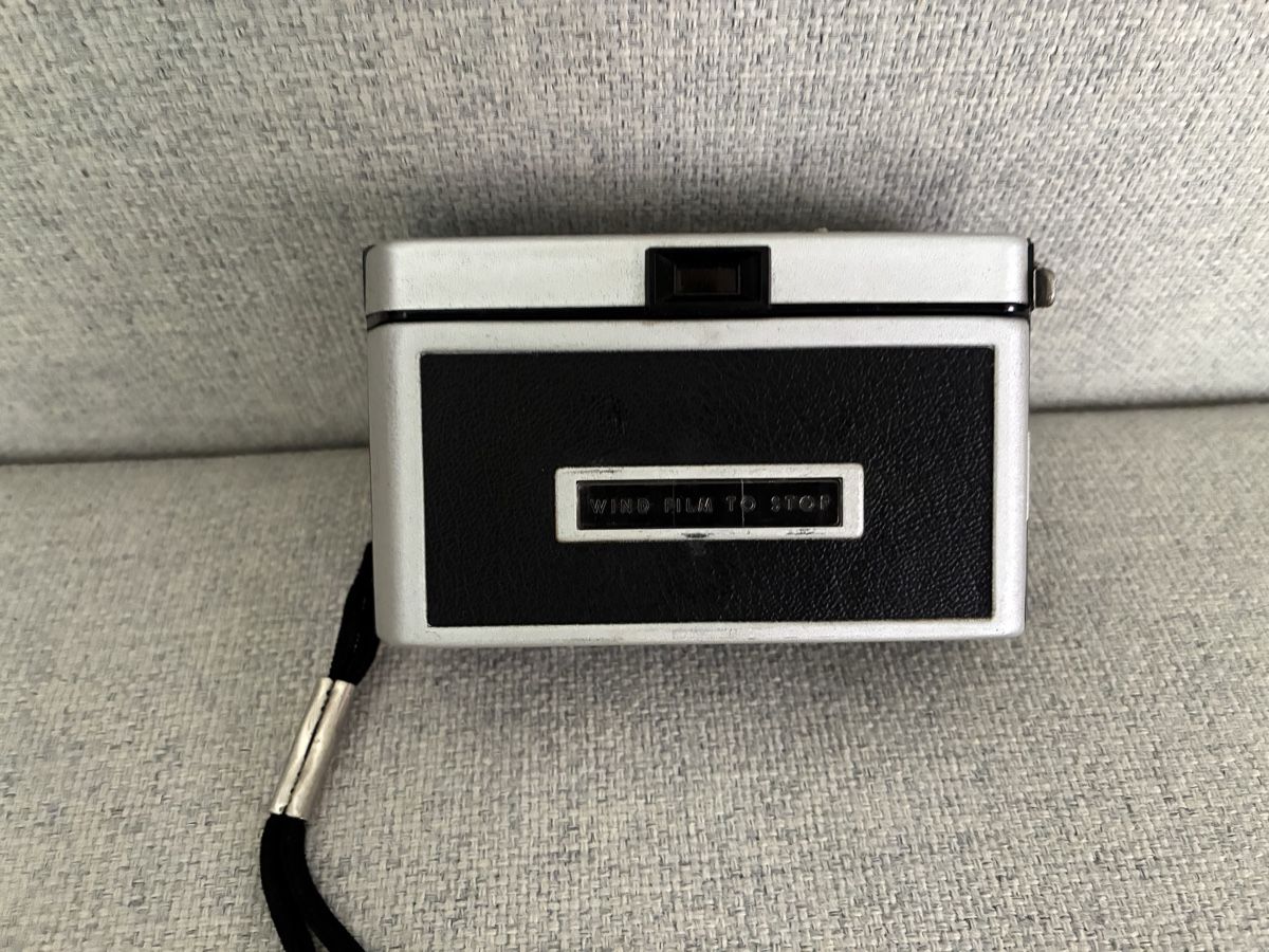 Kodak Kamera: Kodak Instamatic 100 – Gebraucht aus Locarno von lar_p6yw 1