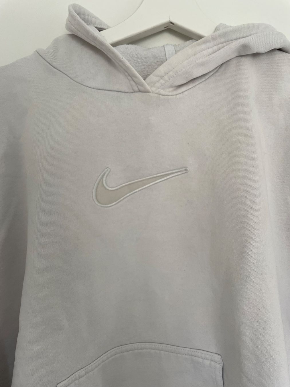 Nike Maglioni & Felpe: Vintage Nike Hoodie – Usato da Thun venduto da eli_68jk 1
