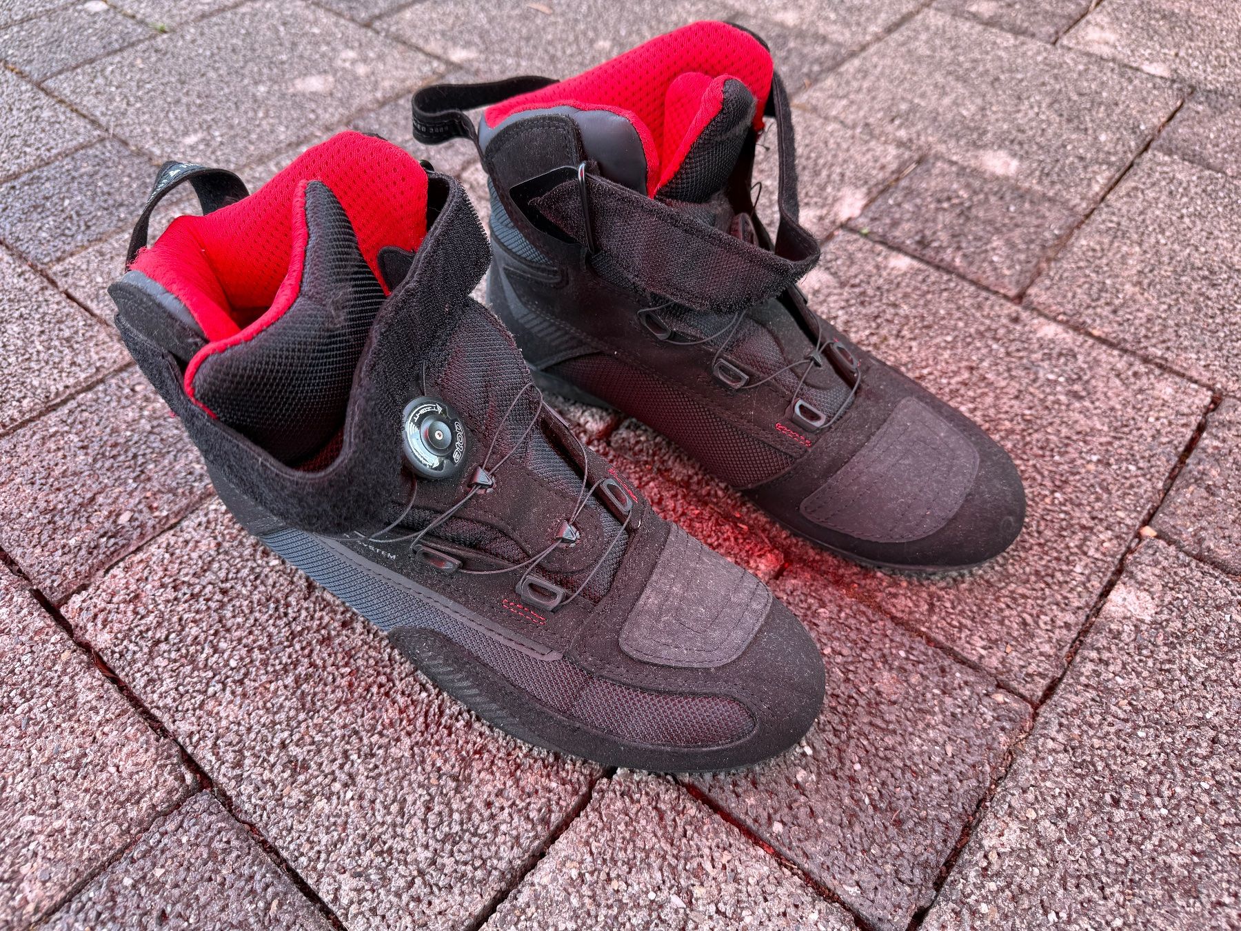 Scarpe da uomo: Motorradschuhe Gr.45 – Usato da Münchwilen TG venduto da DieVierVilas