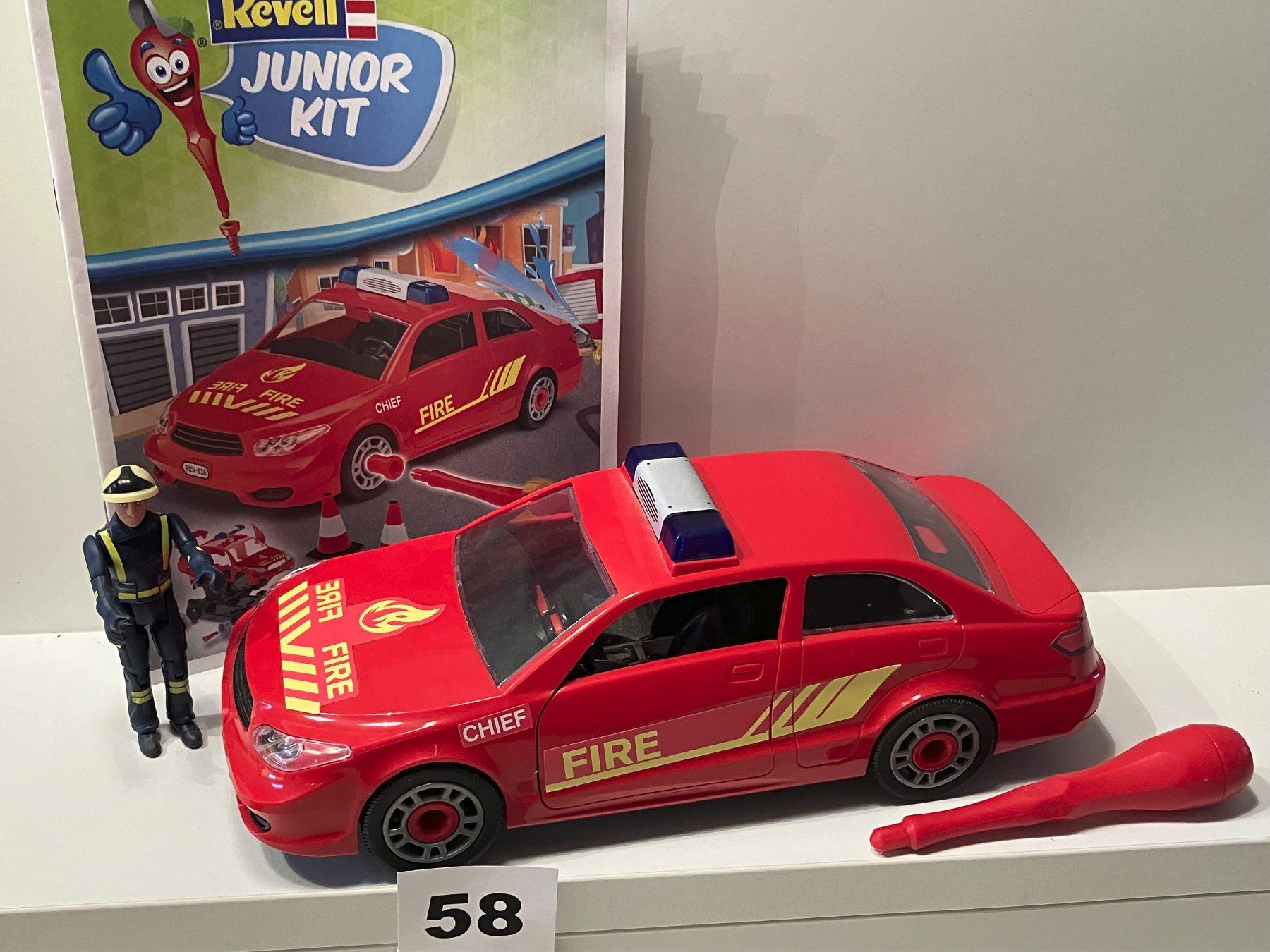 Revell Kit di modellismo & Modellini statici: Revell; juniorkit, FW-Auto-Set – Nuovo (secondo la descrizione) da solothurn venduto da Lrz74