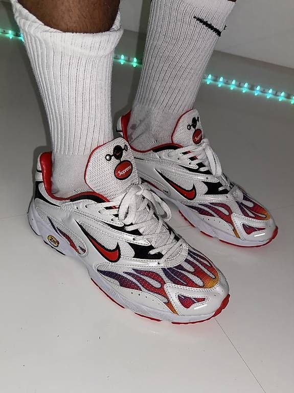 Nike Scarpe da uomo: Nike x Surpreme Grösse 42.5 – Usato da Zürich venduto da reg91