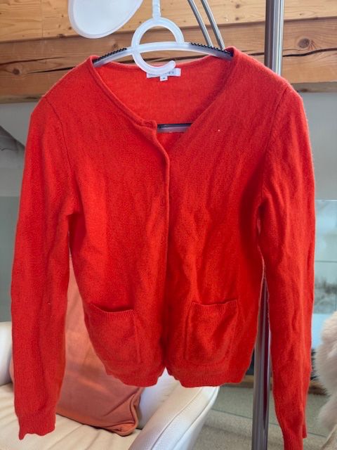 Vestes: Jaquette 100% cashmere – Neuf (Voir description) à Enges par cordec