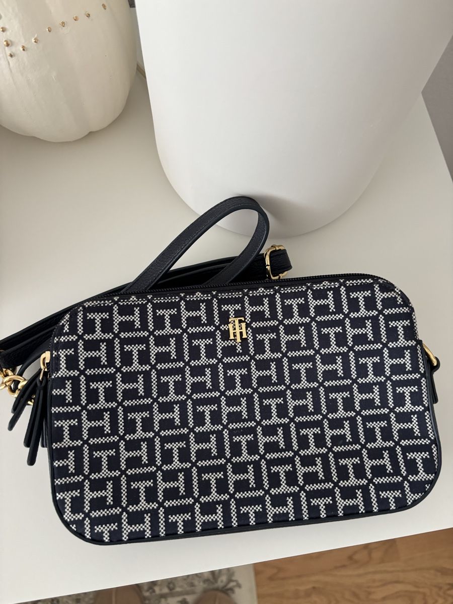 Tommy Hilfiger Borse da donna: NEW - Tommy Hilfiger Bag NP: 150.- – Nuovo (secondo la descrizione) da Horgen venduto da lme_8kj7 1