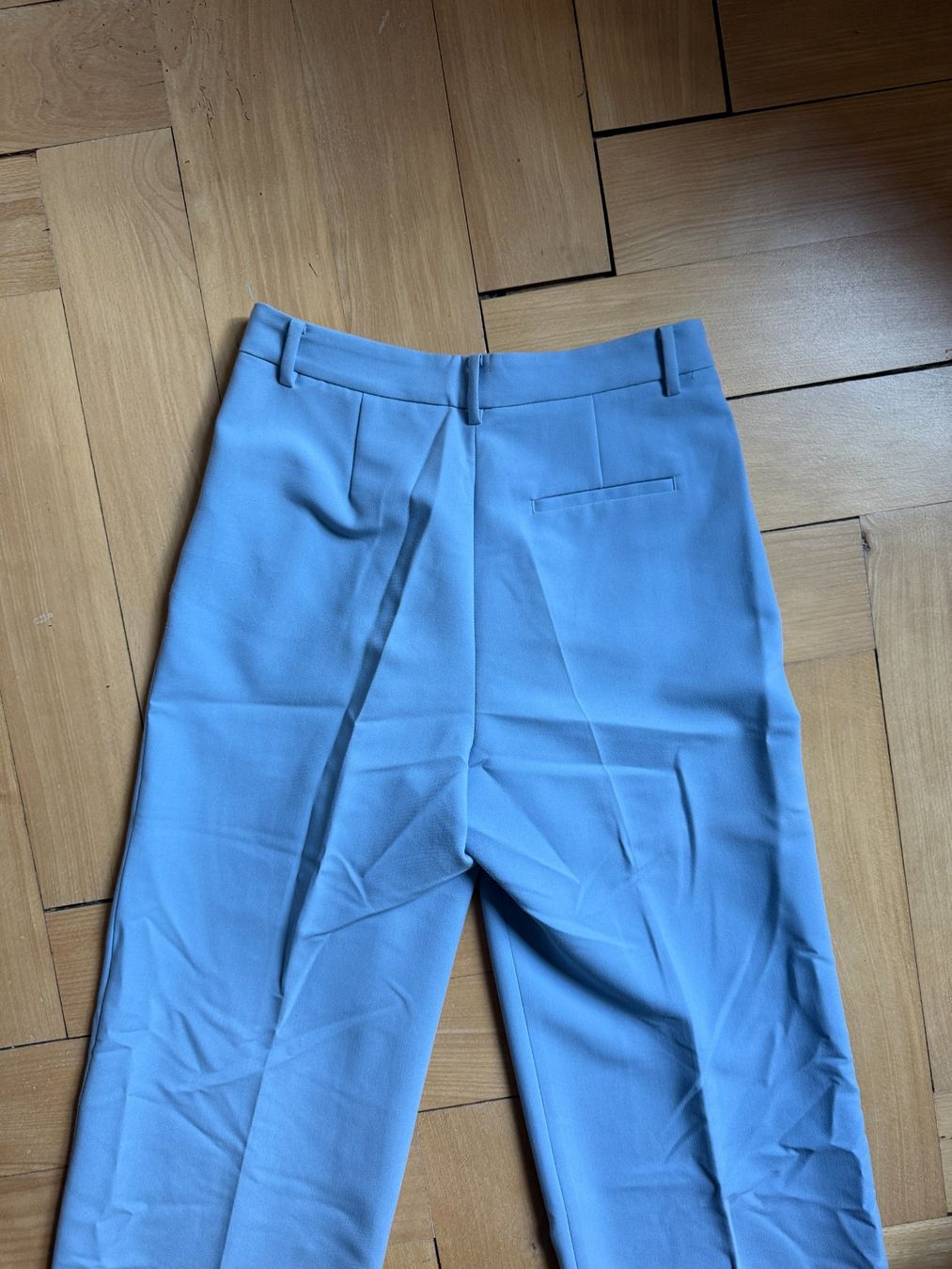 Zara Pantaloni: ZARA - Hose hellblau elegant M – Usato da Zürich venduto da Diazaio 2