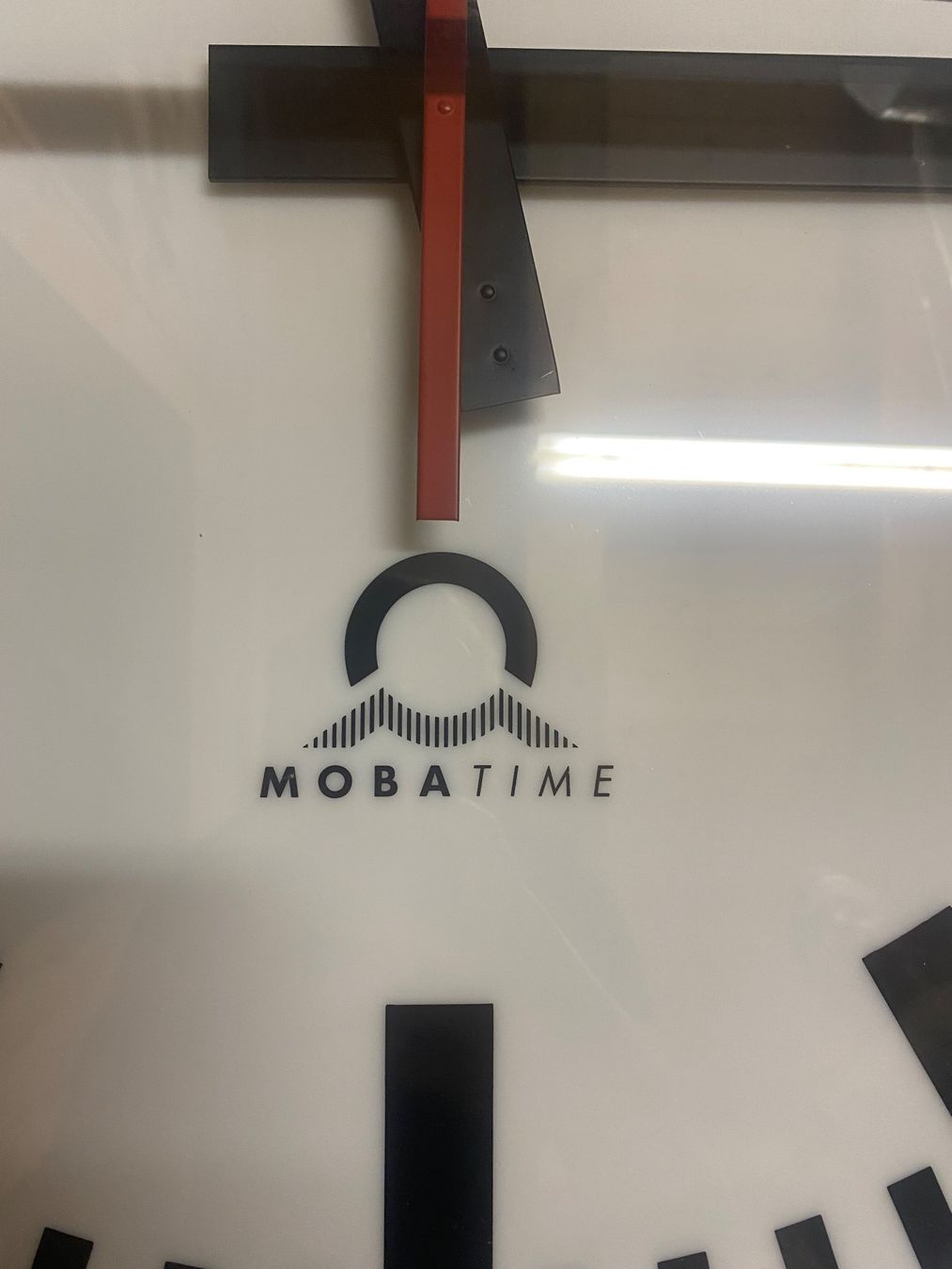 Orologi: Bahnhofsuhr Mobatime – Difettoso da Dozwil venduto da Bach_4 3