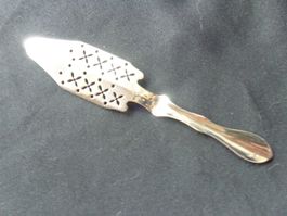 * TRES JOLIE OBJET EN ARGENT 800 COMME NEUF