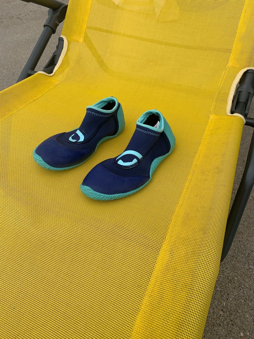 Scarpe per ragazzi: Neopren Badeschuhe Kinder – Usato da Bonstetten venduto da cerberusdvd 1