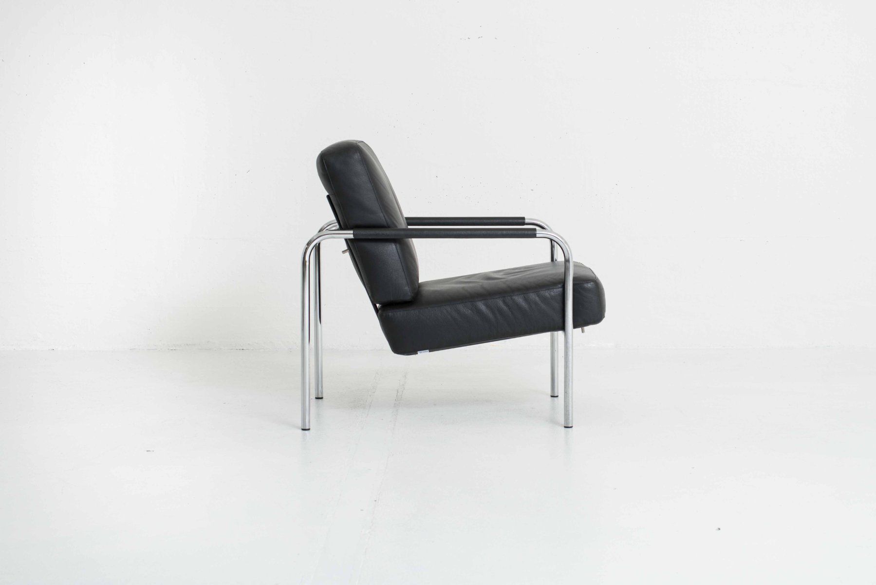 Zanotta Poltrone: Zanotta Susanna Designer Sessel von Gabriele Mucchi – Usato da Zürich venduto da STUZH38 2
