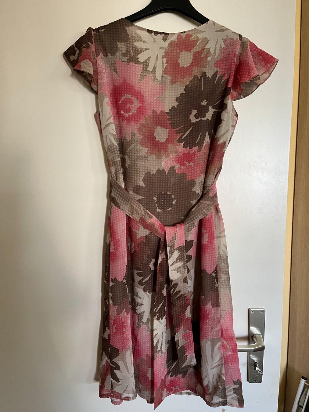 Vestiti: Kleid Gr 38 Fabrikneu – Nuovo e nell'imballaggio originale da Rekingen AG venduto da nederland1 2