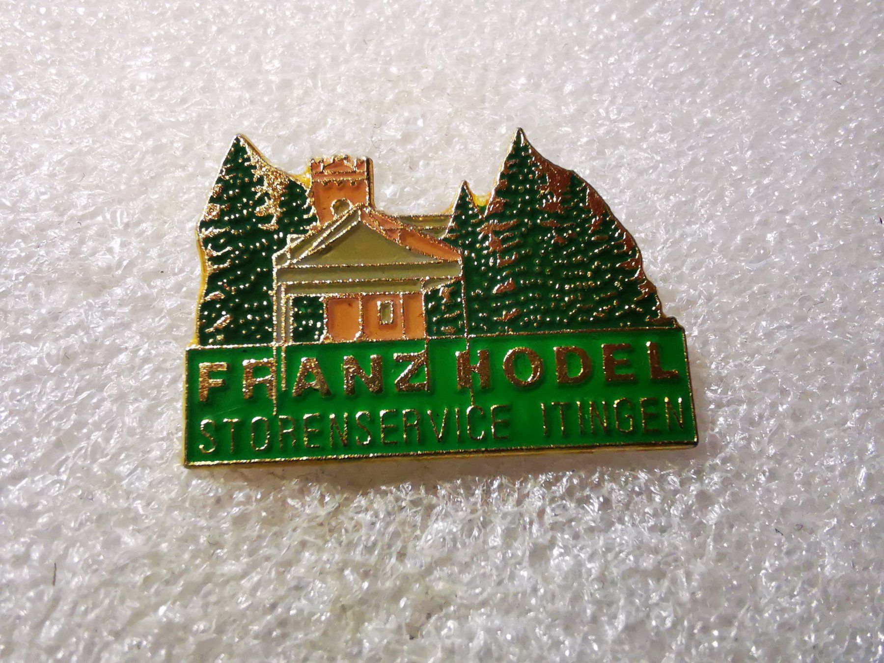 Plaketten & Abzeichen: Ansteckpin 55: Franz Hodel – Gebraucht aus Oppligen von Pin-Fall-Shop