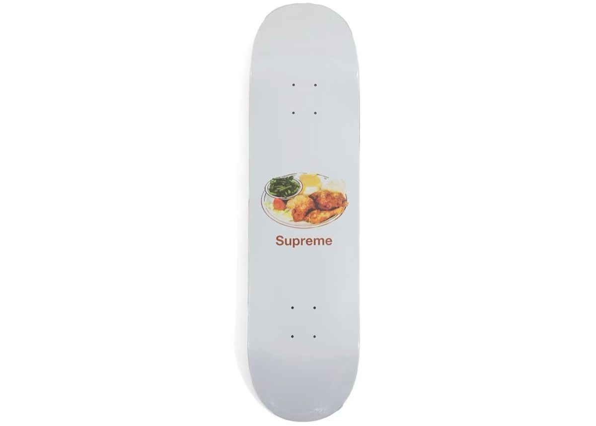 Supreme Skateboards: SUPREME Chicken Dinner 2018 set de 2 – Nuovo e nell'imballaggio originale da Chêne-Bougeries venduto da CollectorGVA 1