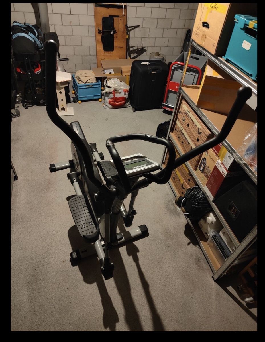 Vélos d'appartement: Crosstrainer – D'occasion à Wernetshausen par Laurita_lca