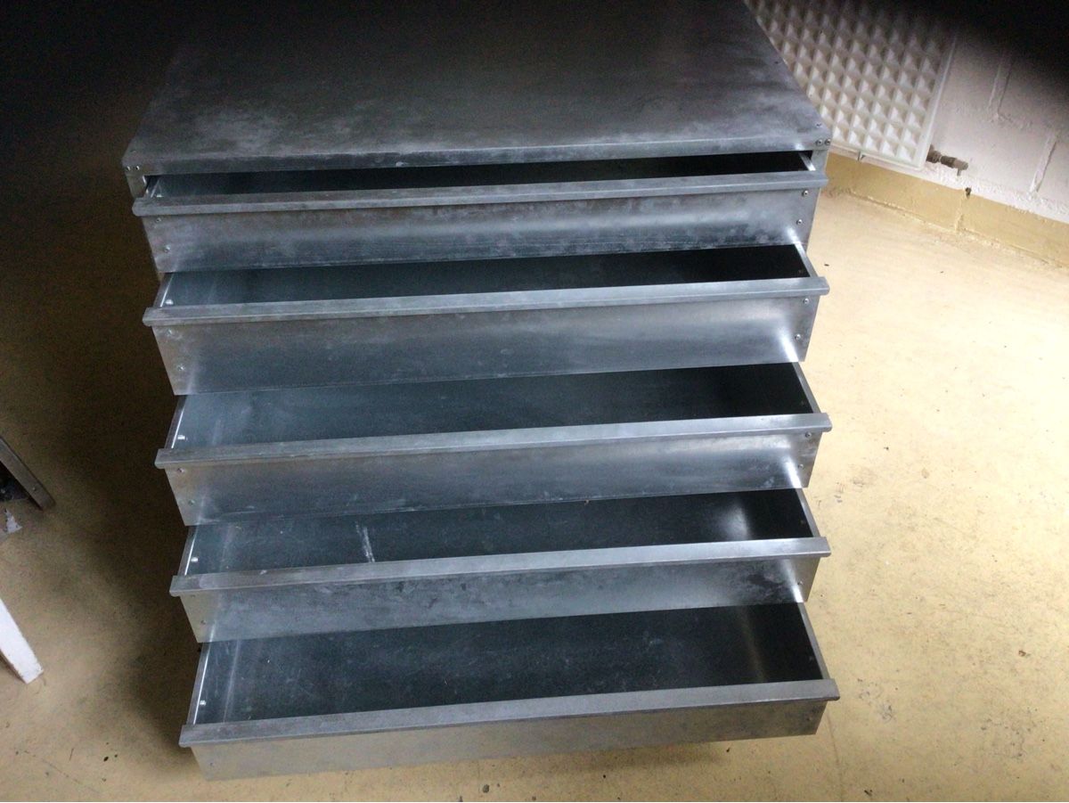 Cassettiere: Mettalmöbel mit 5 Schubladen – Usato da Seftigen venduto da MariannaA 3