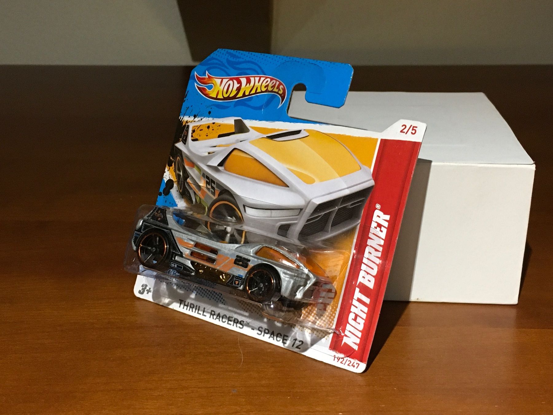 Hot Wheels Modellini d'auto: Night Burner 1/64 Hot Wheels 2012 Thrill Racers – Nuovo (secondo la descrizione) da Wohlen AG venduto da PrivatSammlung 1