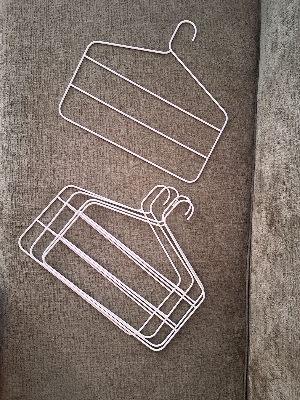 Ikea Appendiabiti: Hosenbügel Ikea – Nuovo (secondo la descrizione) da St. Gallen venduto da Maria.Schock