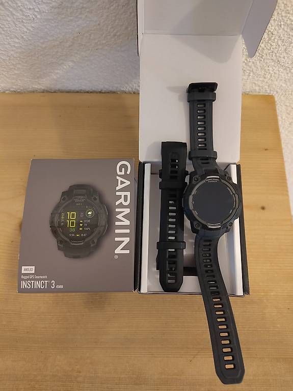 Smartwatch: Garmin Instinct 3 Amoled 45mm – D'occasion à Mels par alpinist. 4