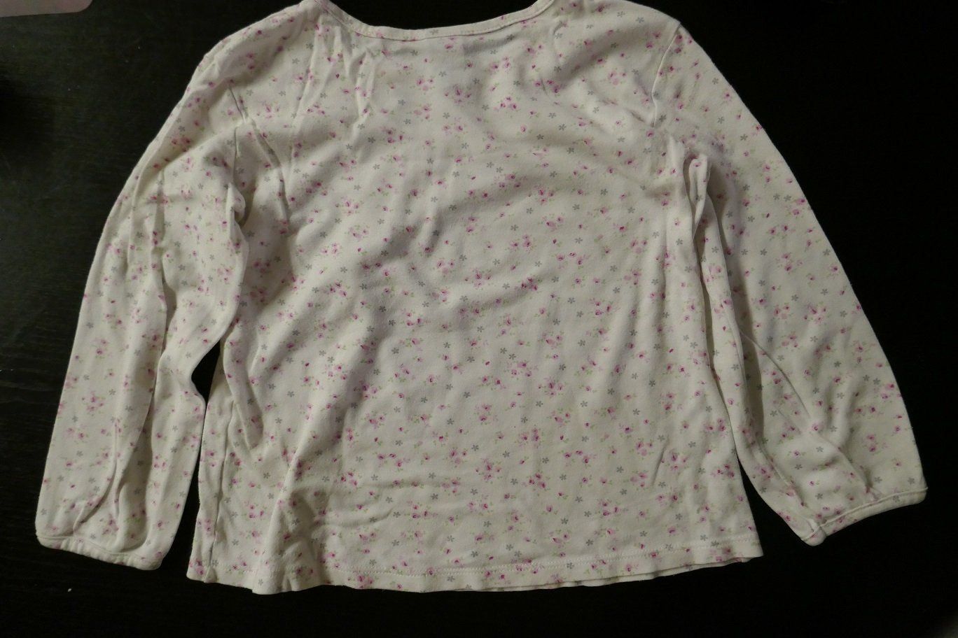 Pyjamas & Ähnliches: Hübsches Pyjamaoberteil, Gr. 116 – Gebraucht aus Horgen von Feli39 2