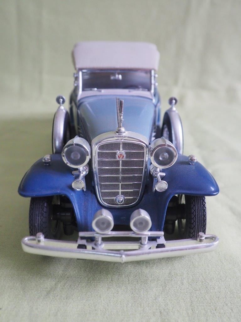 Anson Modellini d'auto: Cadillac V16, Phaeton 1932. Anson 1/18 – Usato da Brugg AG venduto da Schlumpf1962 2