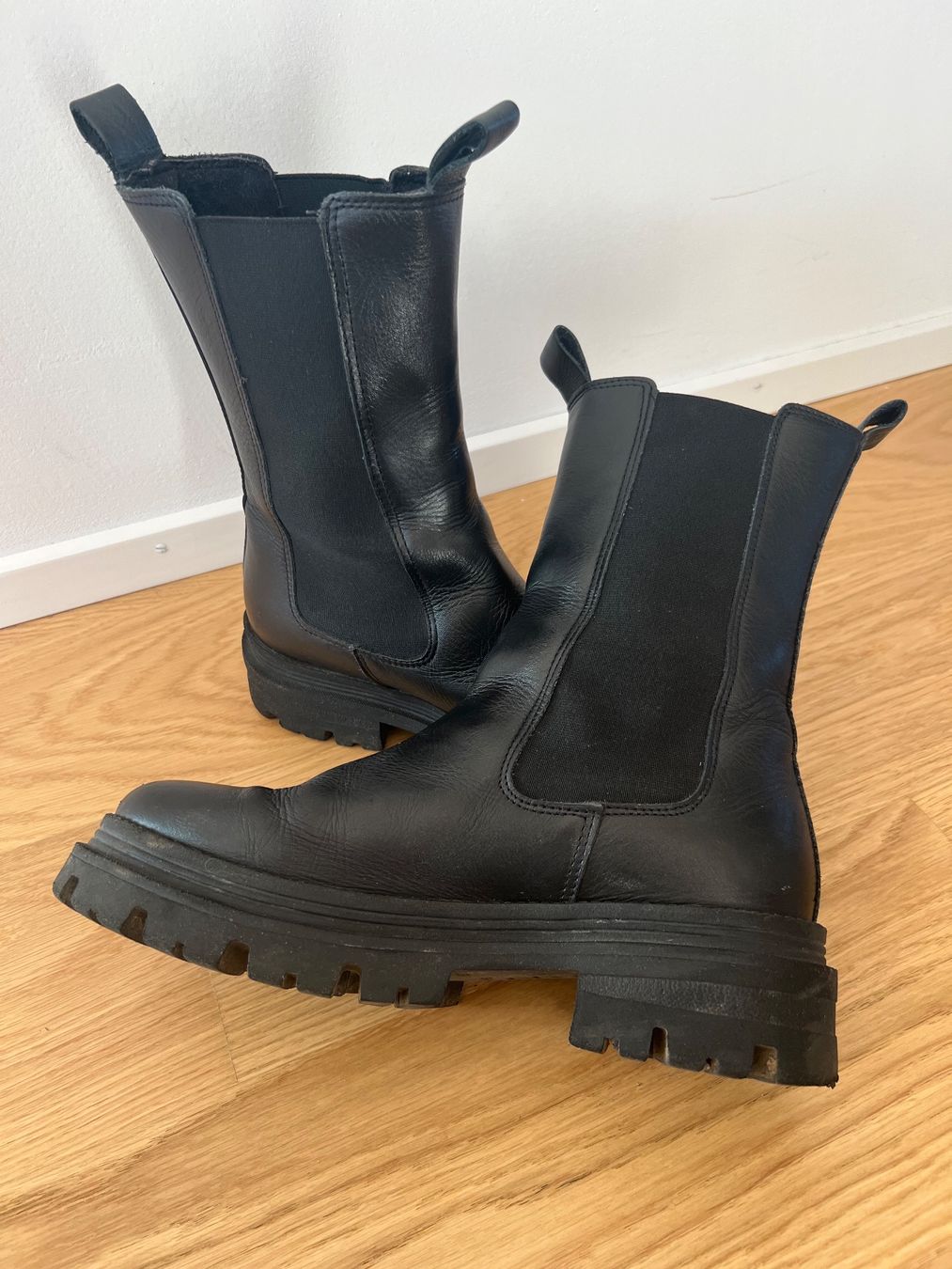 Tamaris Scarpe da uomo: Tamaris Boots 39 EU – Usato da Zürich venduto da selling_stuffset