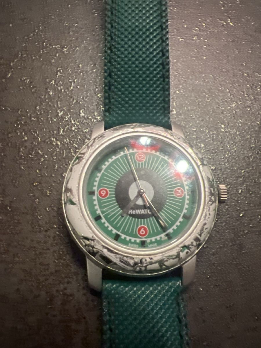 Orologi: Montre Swatch Irony cannette Heineken – Usato da Châtel-St-Denis venduto da gpf_6dsd