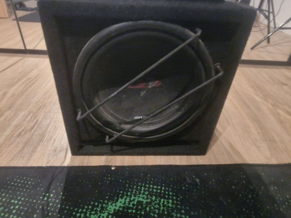 Subwoofer und Regler Kaufen auf Ricardo