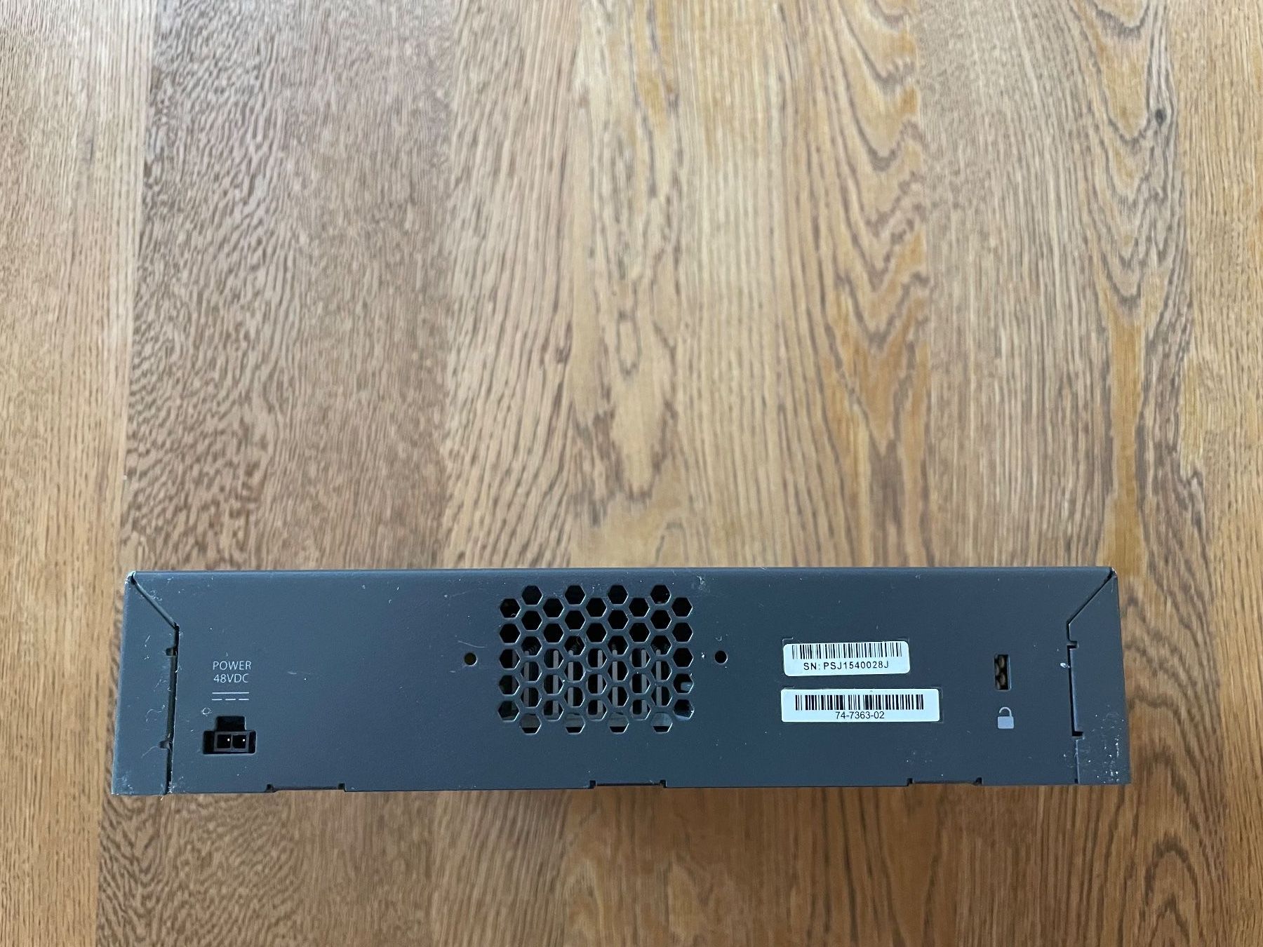 Cisco Modems & Router: Cisco 2504 Wireless LAN Controller mit 25 Lizenzen! – Gebraucht aus Bülach von tiagodcc 2