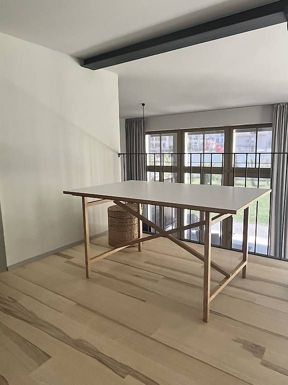Bureaux: Schreibtisch  – D'occasion à St.Gallen par x-flag