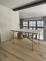 Schreibtisch 