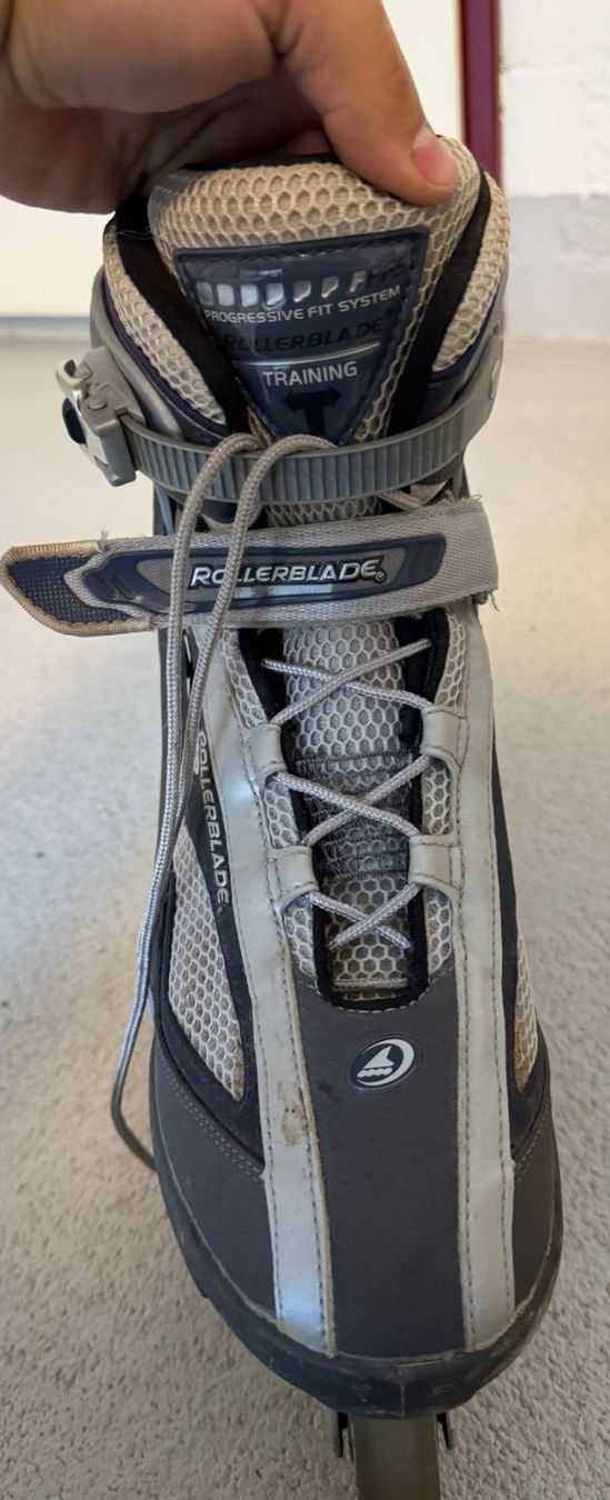 Pattini in linea & Pattini a rotelle: Rollerblade Aero 65 Class A – Usato da Horgen venduto da Niko-Blue 1