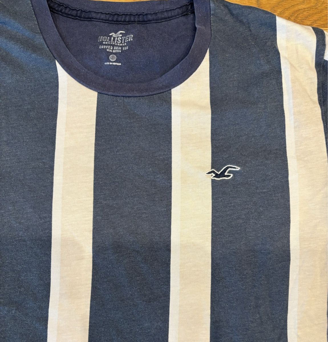 Hollister Hemden, T-Shirts & Polos: Hollister Shirt Gr.XS – Gebraucht aus Oberdorf SO von sa-na 1