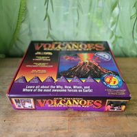 Volcanoes - Earth Science Kit English