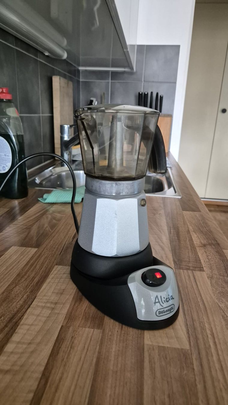 De'Longhi Macchine per caffè & Macchine per espresso: Moka électrique - Alicia - DeLonghi – Usato da Geneve venduto da pequinio 3