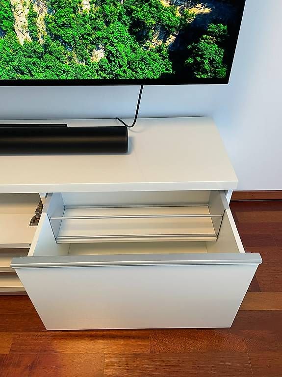 Ikea TV Möbel: Ikea TV-Kommode / TV-Möbel – Gebraucht aus Zürich von Secure 4