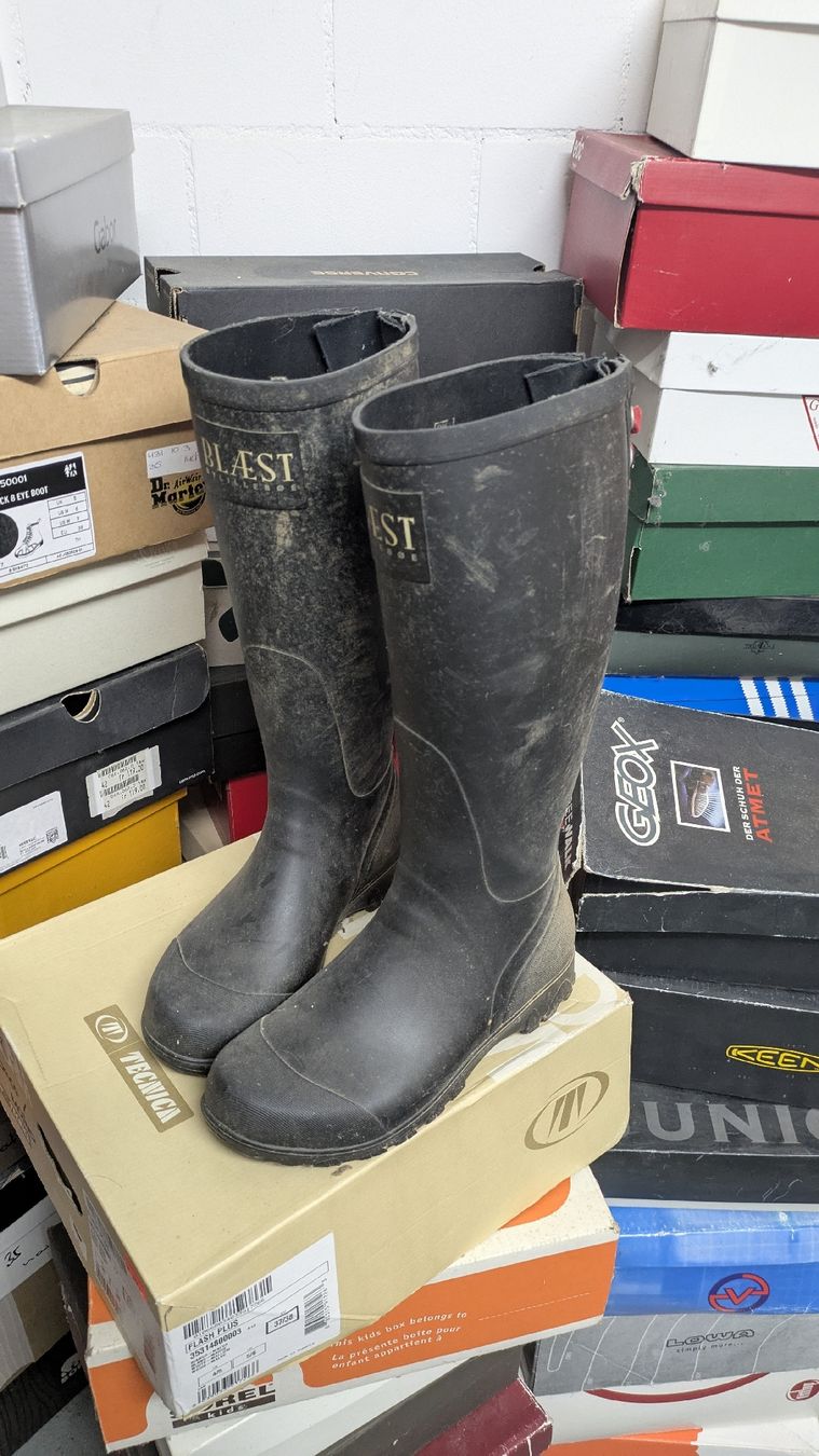 Scarpe da uomo: BLAEST Stiefel schwarz – Usato da Morgarten venduto da rra_jvw7