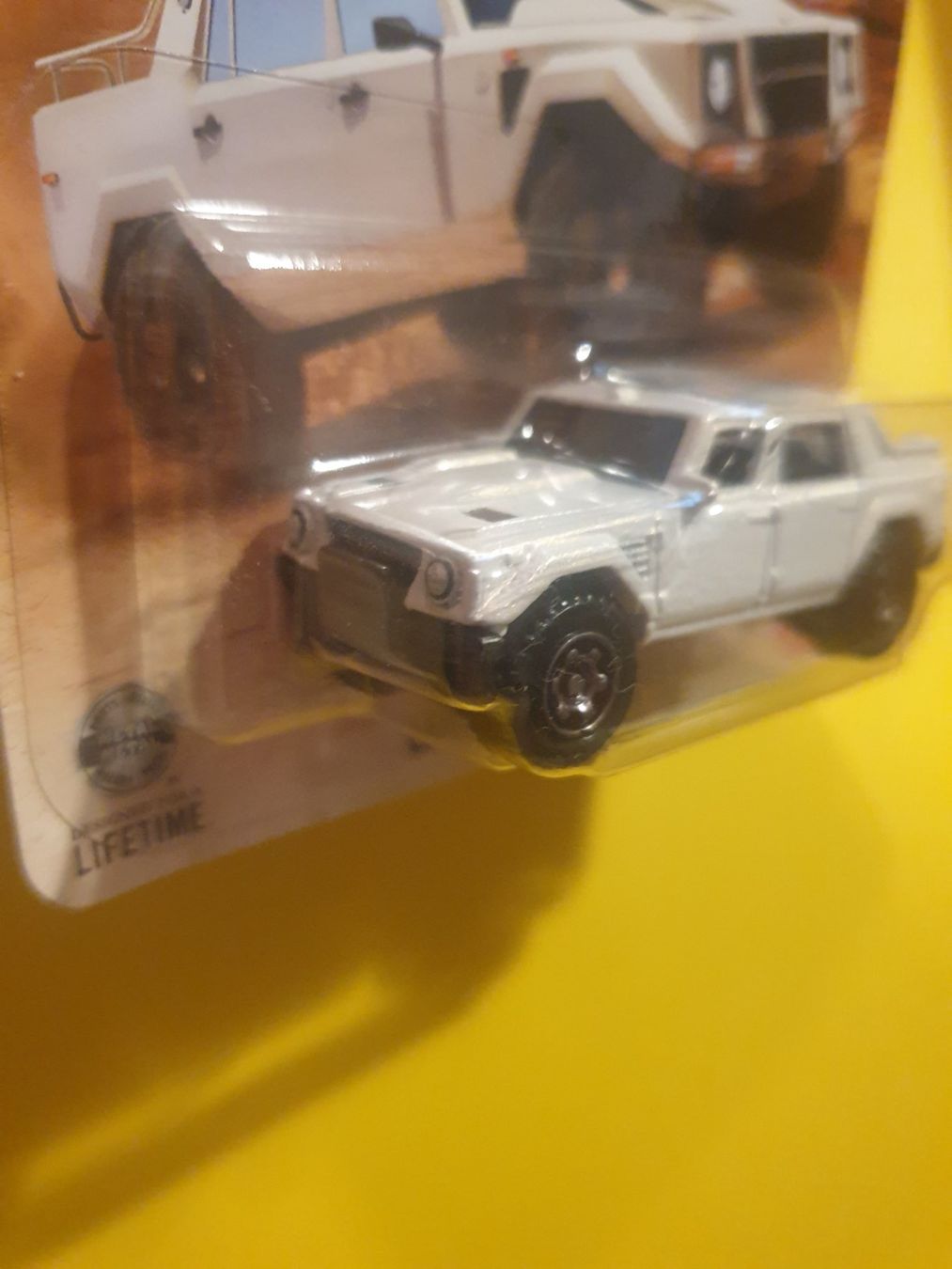 Matchbox Voitures modèles: Matchbox LAMBORGHINI LM002 – Neuf avec emballage d'origine à Oftringen par Rotor 3