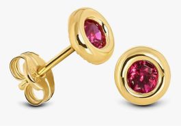 Ohrringe aus gelbgold und Rubin
