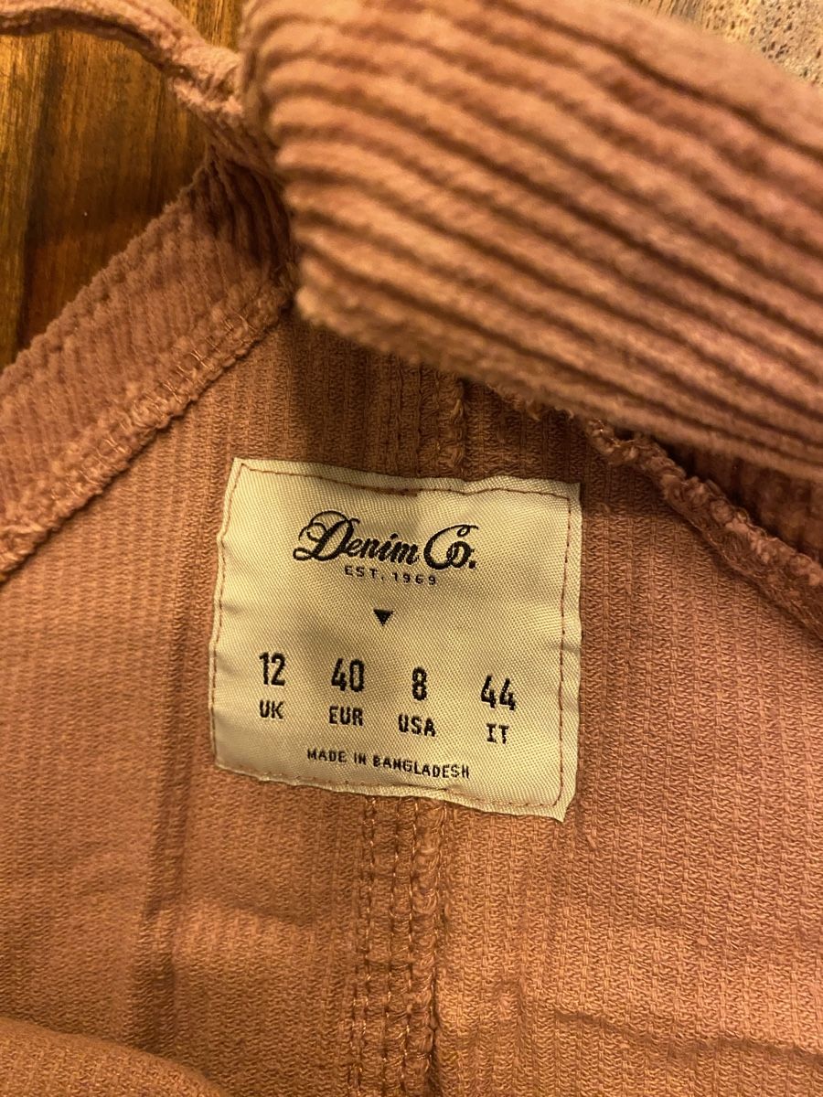 Vestiti & Gonne: Cord Latzhose pink – Usato da Luzern venduto da oli_6x2r 3