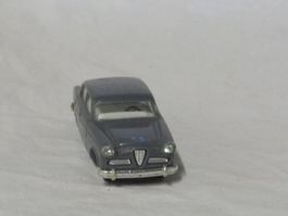 POLITOYS  NR. 32 ALFA ROMEO GIULIETTA T.I.  1:41 GUTER ZUST.