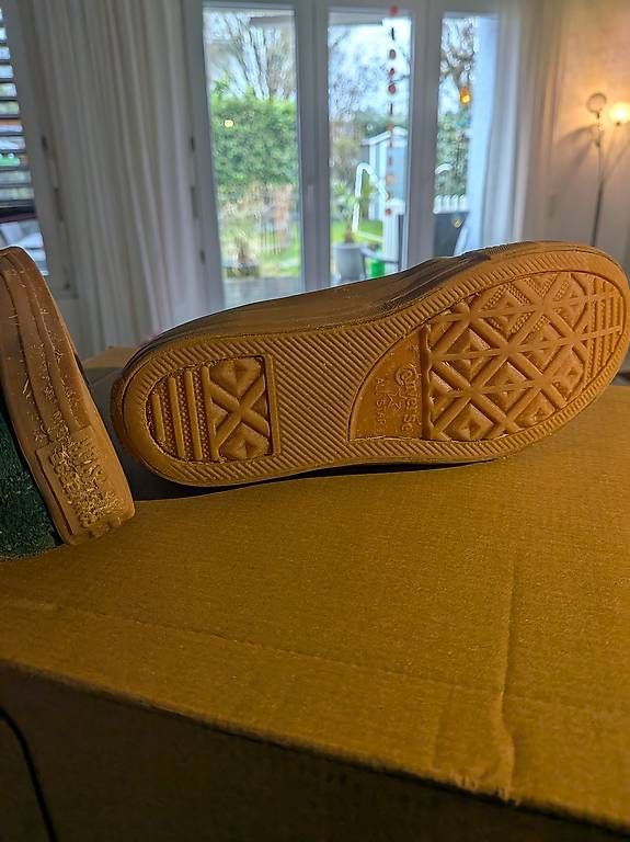 Herrenschuhe: Converse in Grösse 32 – Gebraucht aus Zuchwil von Miss-Sunshine 3