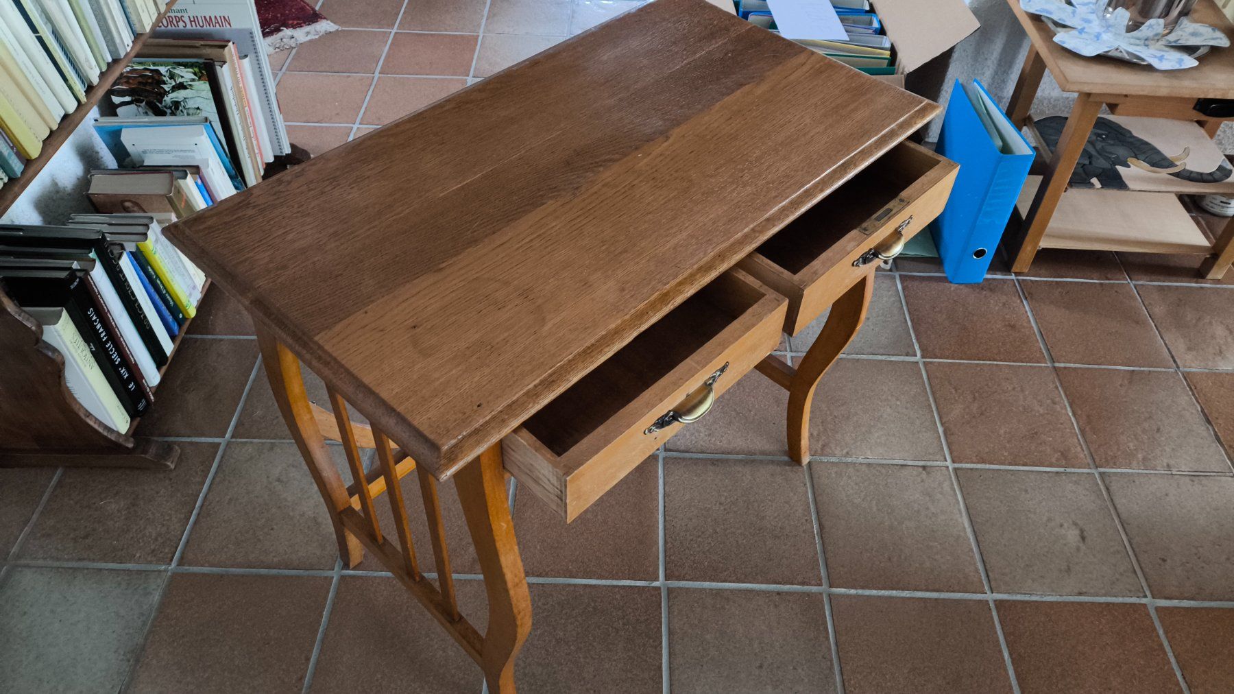 Tables: Petite table XXème – D'occasion à Porrentruy par NGiorda 1