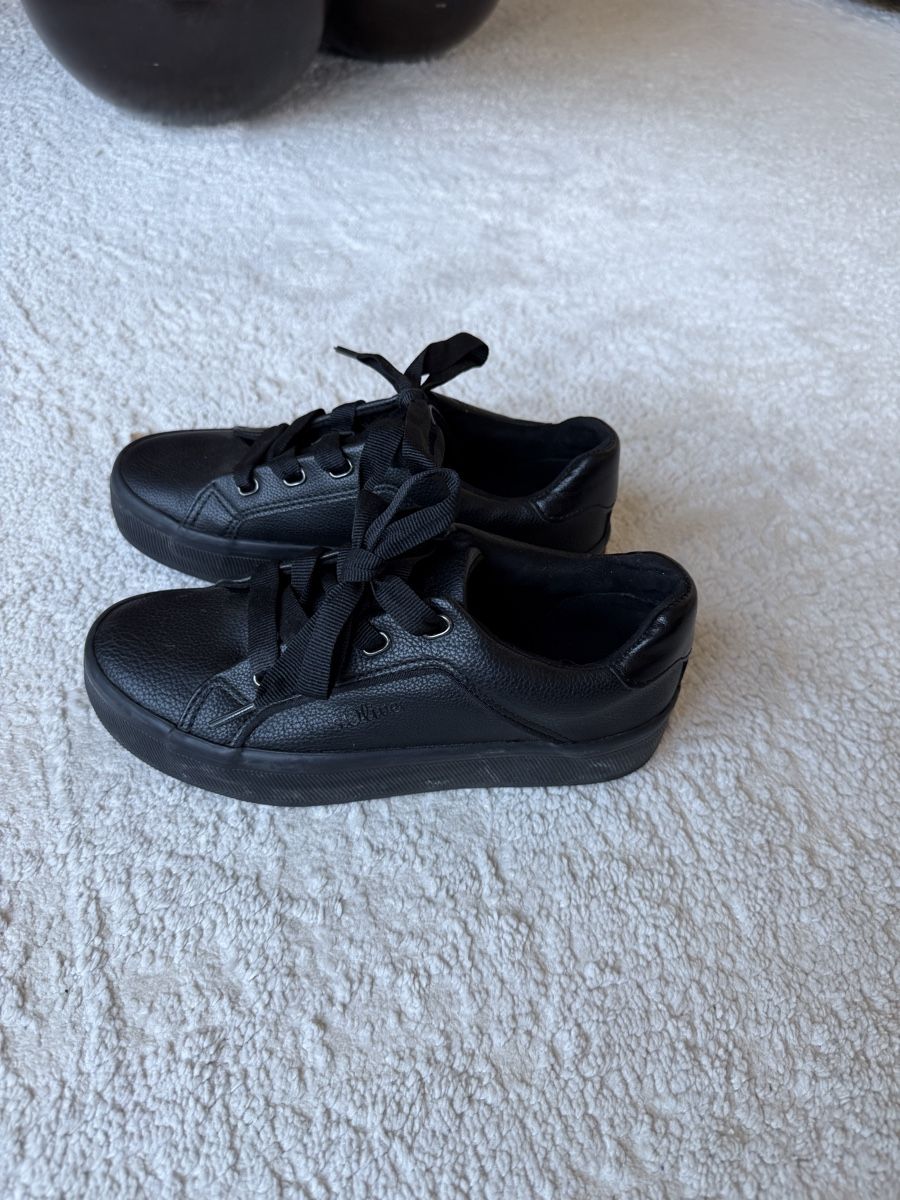 S.Oliver Scarpe da donna: S.Oliver black sneakers, size 37 – Usato da Dübendorf venduto da ilianalou 2