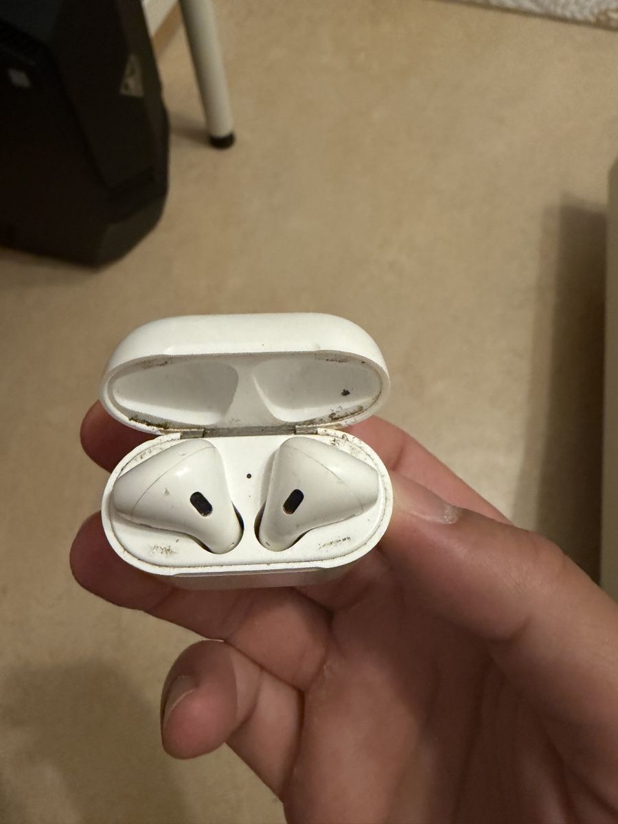 Apple Kopfhörer: Apple AirPods  – Gebraucht aus Zürich von fresh0001 1